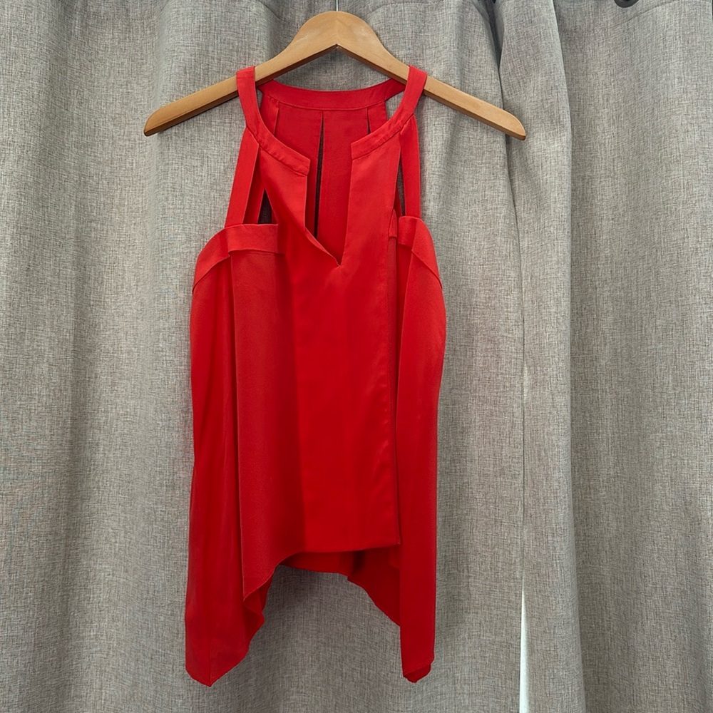 BCBG maxazria 100% Cutout Top
